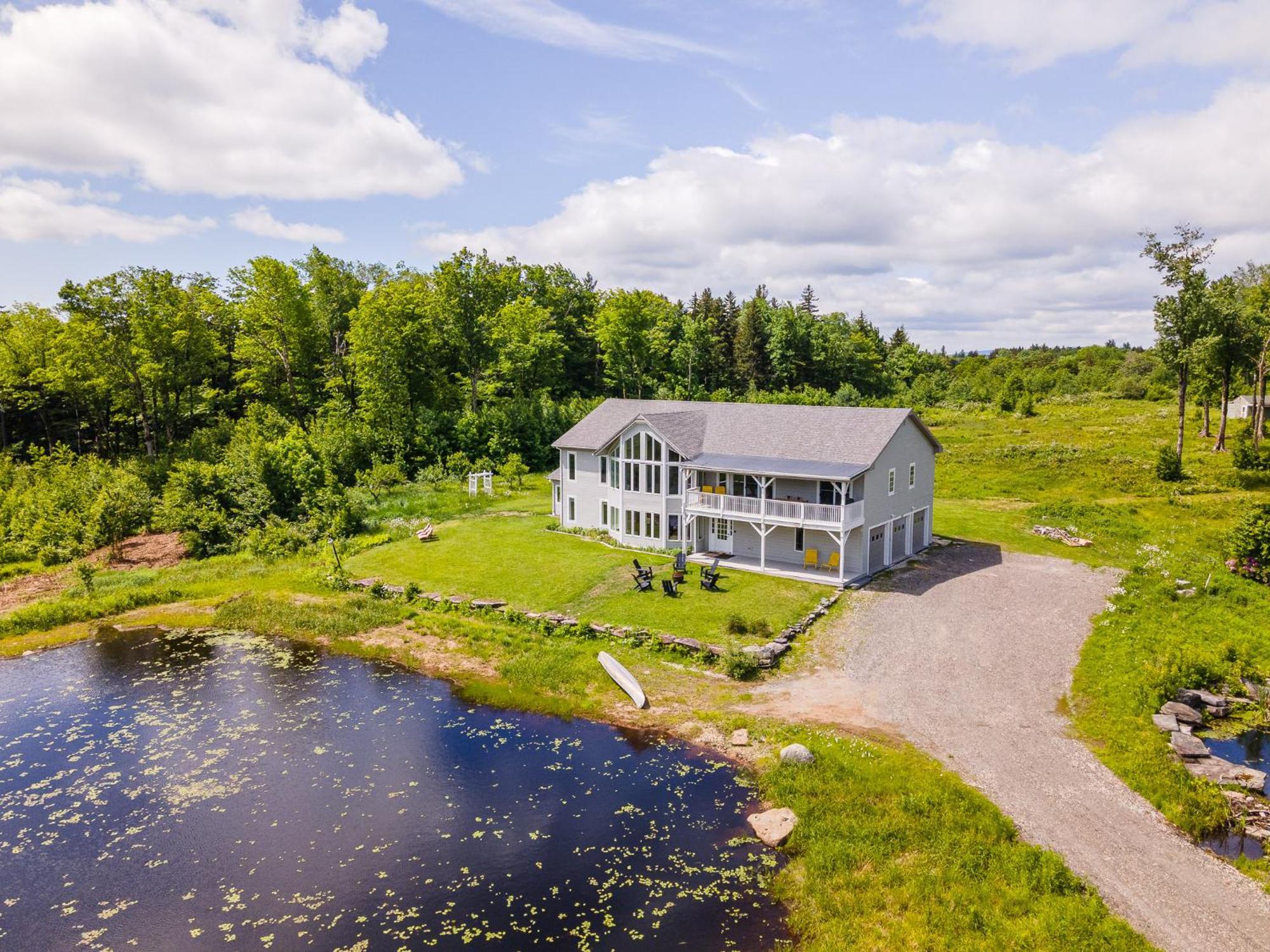 Beautiful Home On 22 Acres With Ponds, Game Room, Hot Tub And Central Air ويلمنجتون المظهر الخارجي الصورة